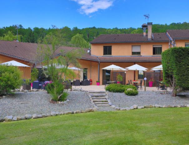 Complexe Les 4 Saisons Oust Exterior foto